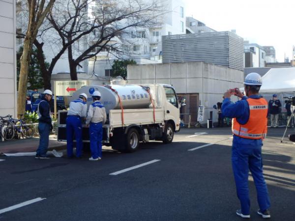 【救援隊連携応急給水訓練（１月２４日）】